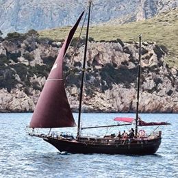 Formosa 42 | The Black Pearl