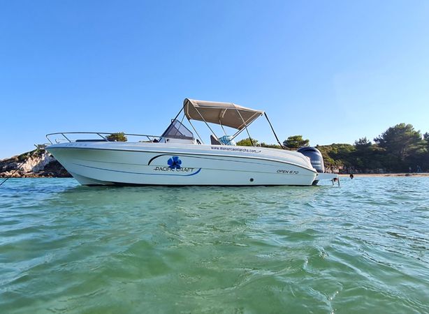 Pacific Craft 670 | 25