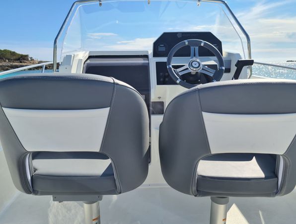 Pacific Craft 670 | 25