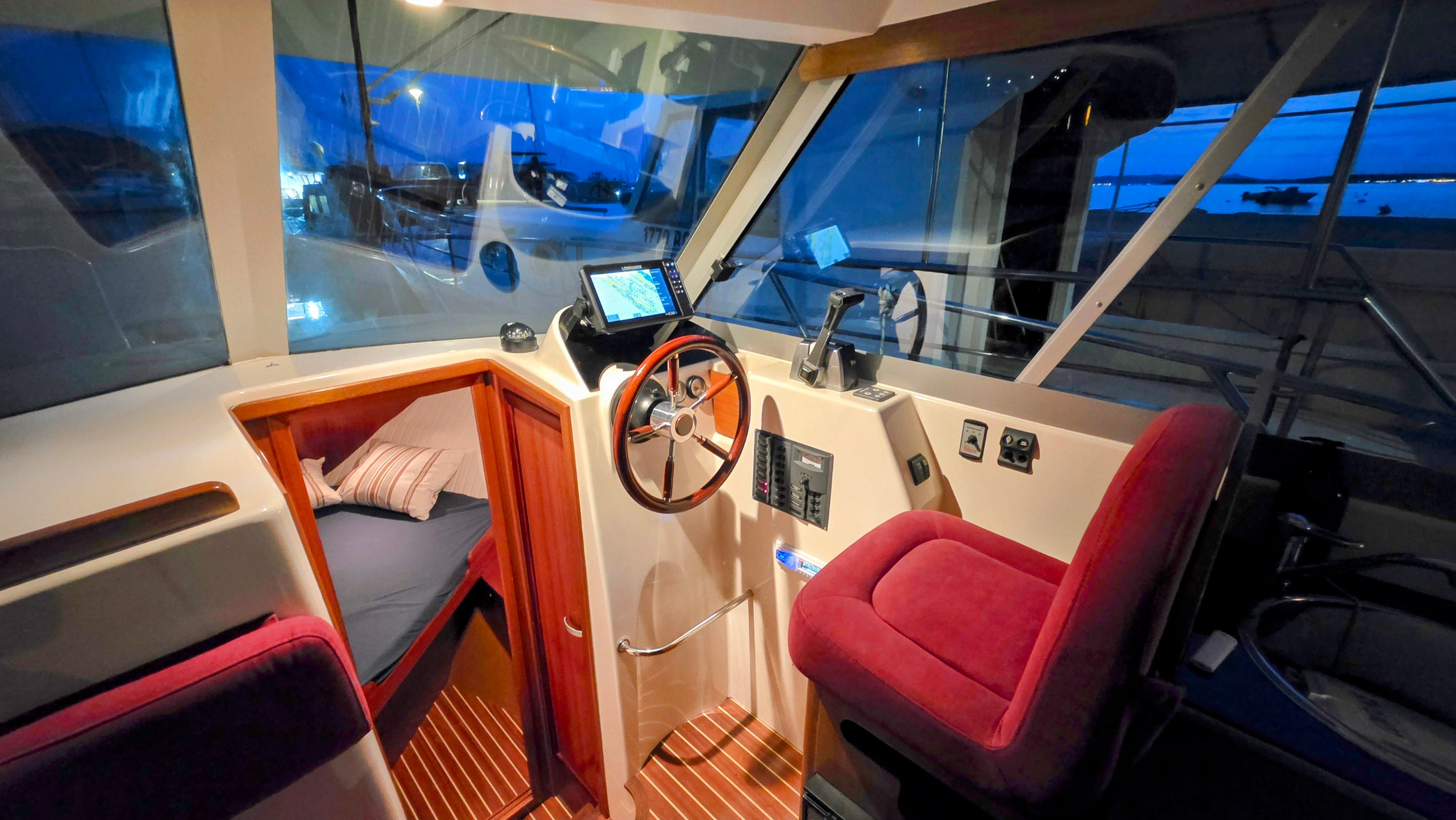 Ocqueteau 815 | Range Cruiser