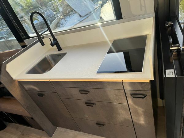 Cobra Yachts Maestro 42 | Goldjunge