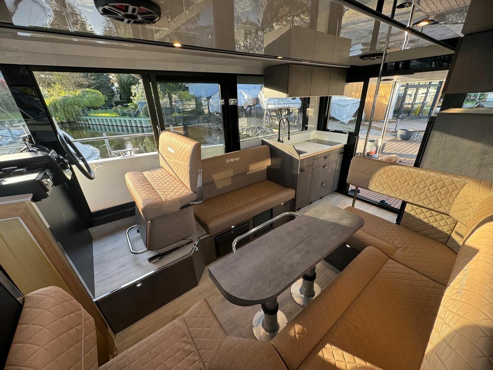 Cobra Yachts Maestro 42 | Goldjunge