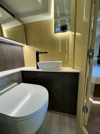 Cobra Yachts Maestro 42 | Goldjunge