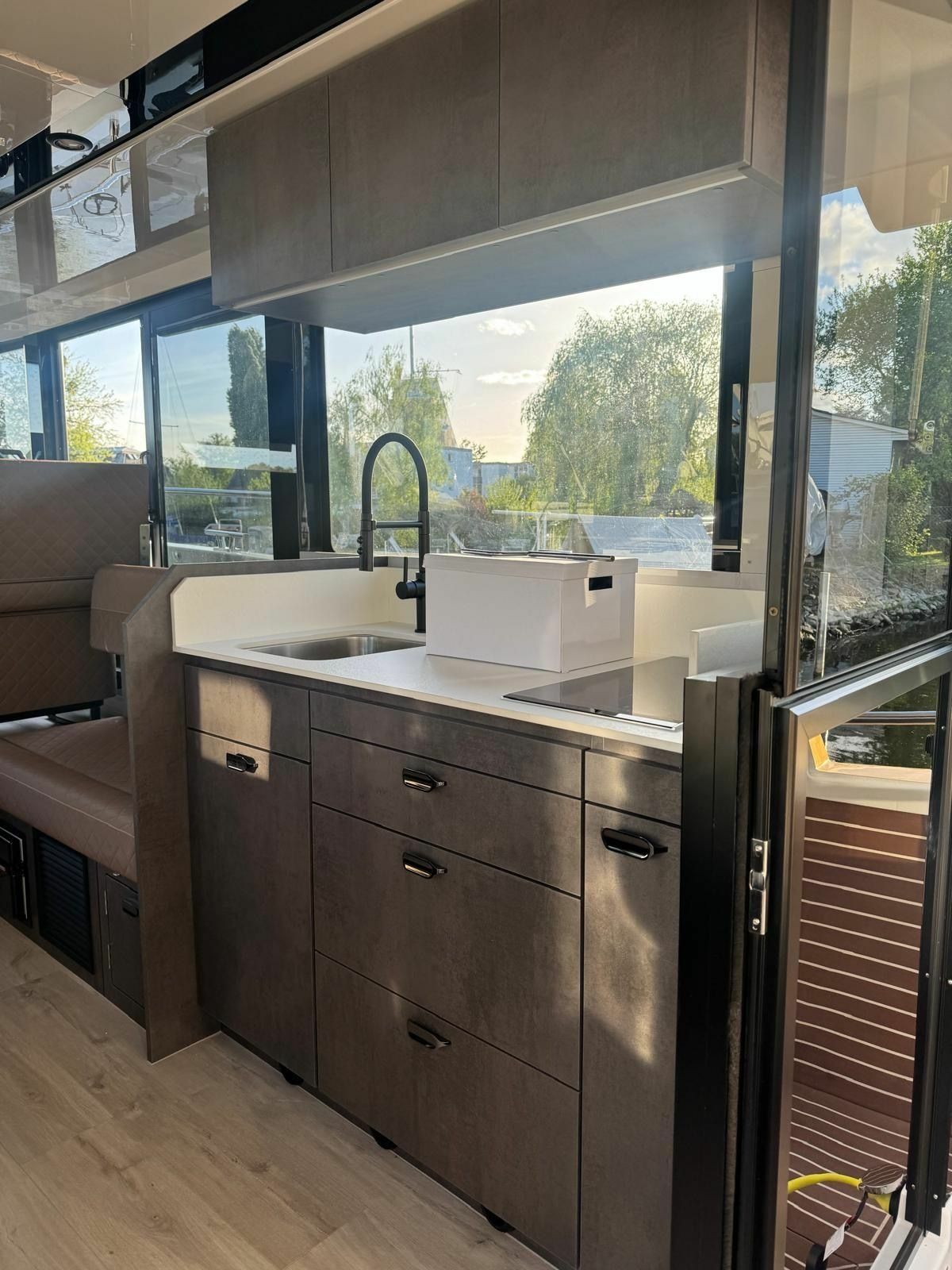 Cobra Yachts Maestro 42 | Goldjunge