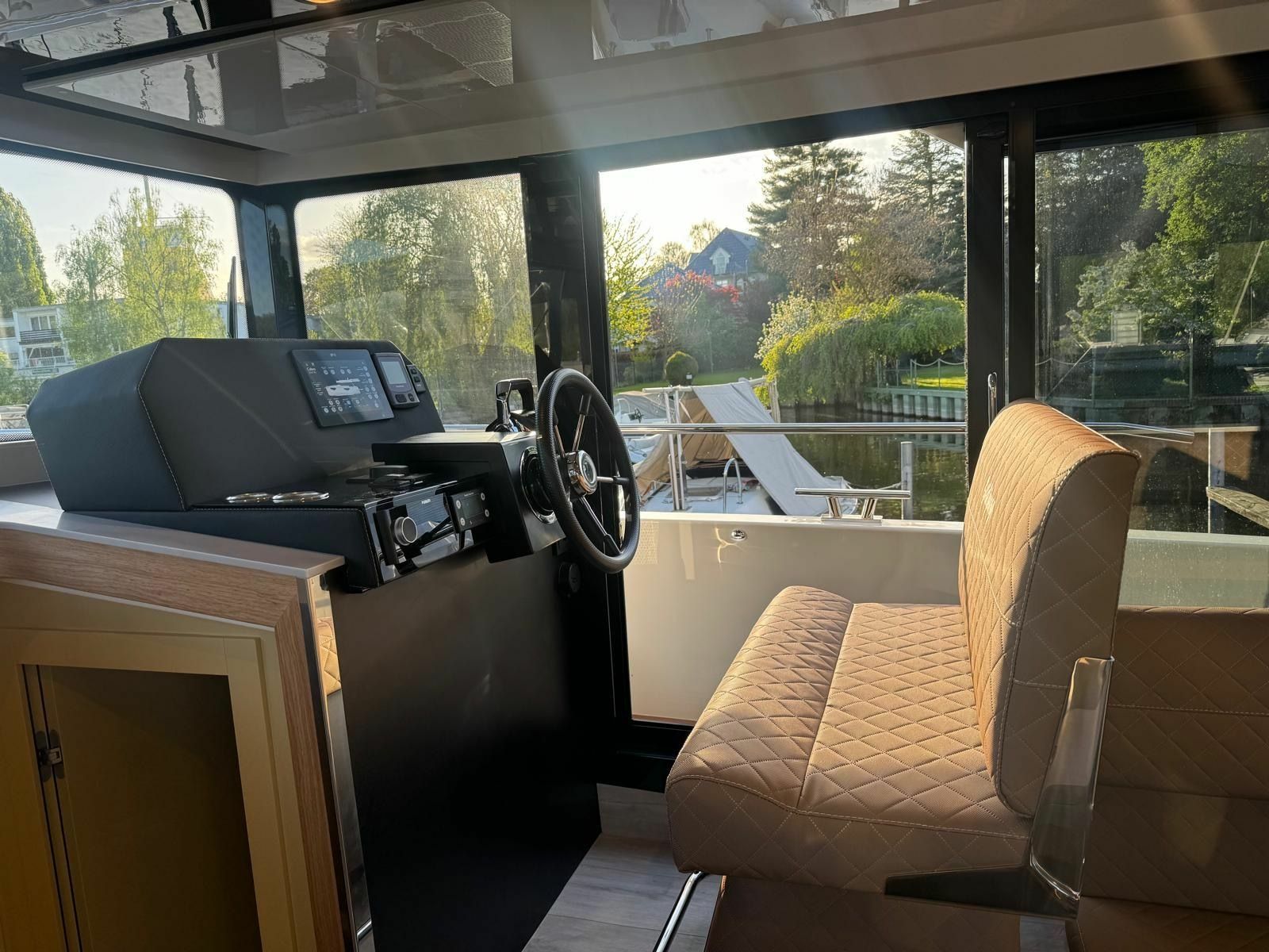 Cobra Yachts Maestro 42 | Goldjunge