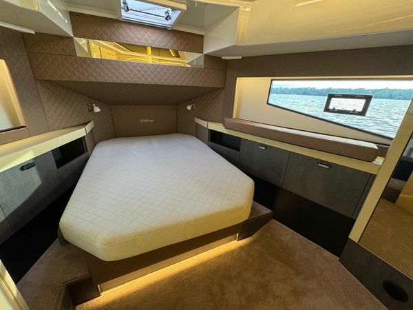 Cobra Yachts Maestro 42 | Goldjunge