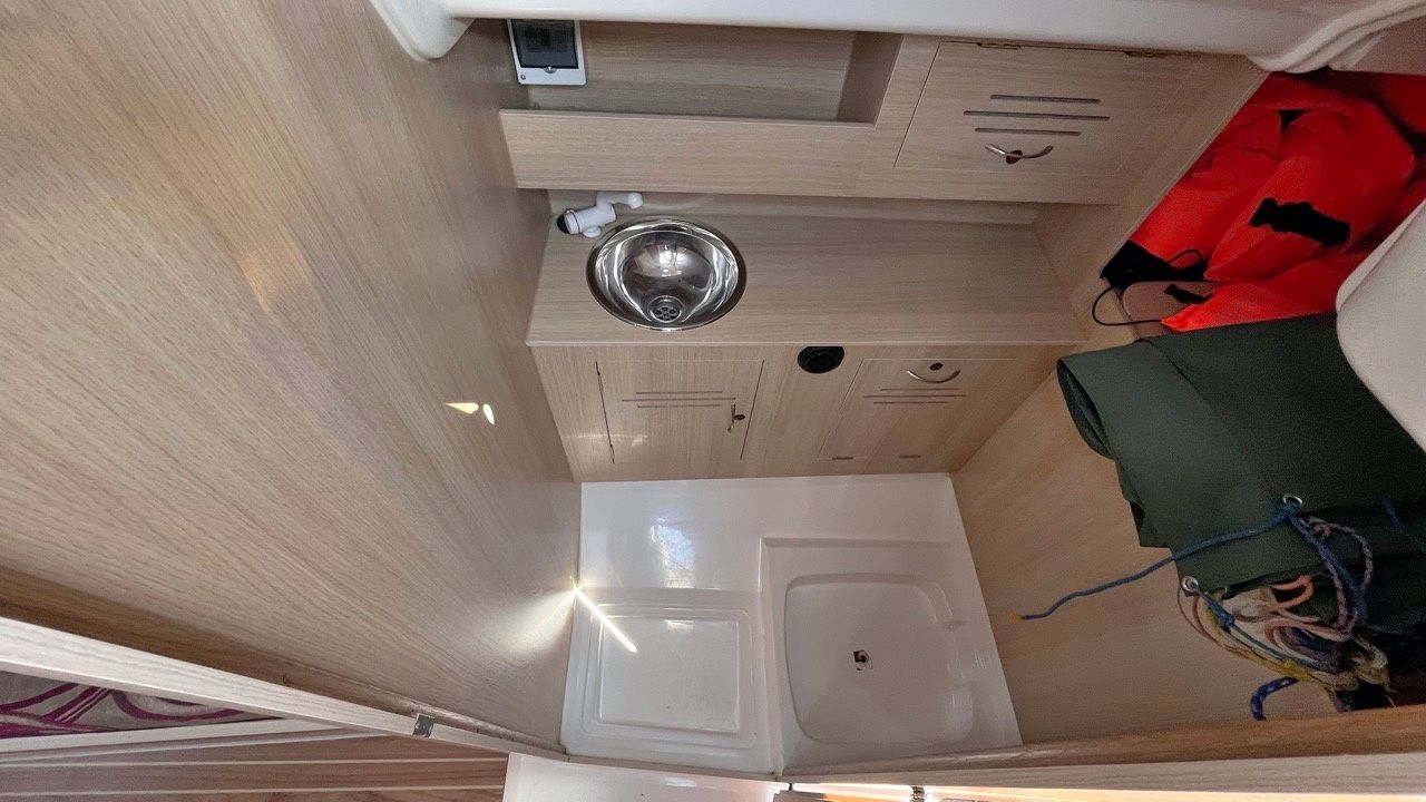 Antila 24.4 | Vipera