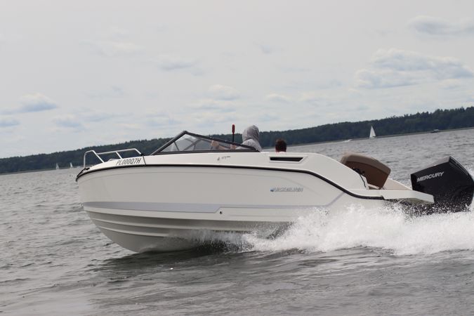 Quicksilver 675 | Tylko Moja