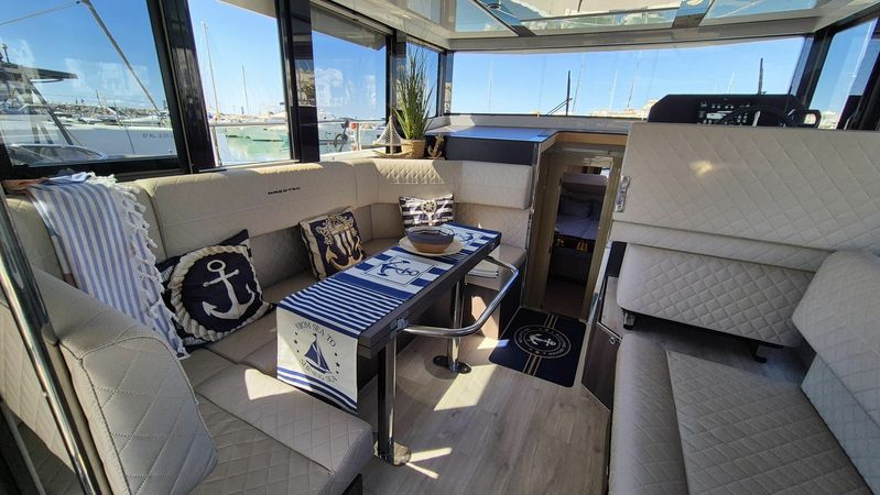 Cobra Yachts Maestro 42 | Banus Sky & Sea