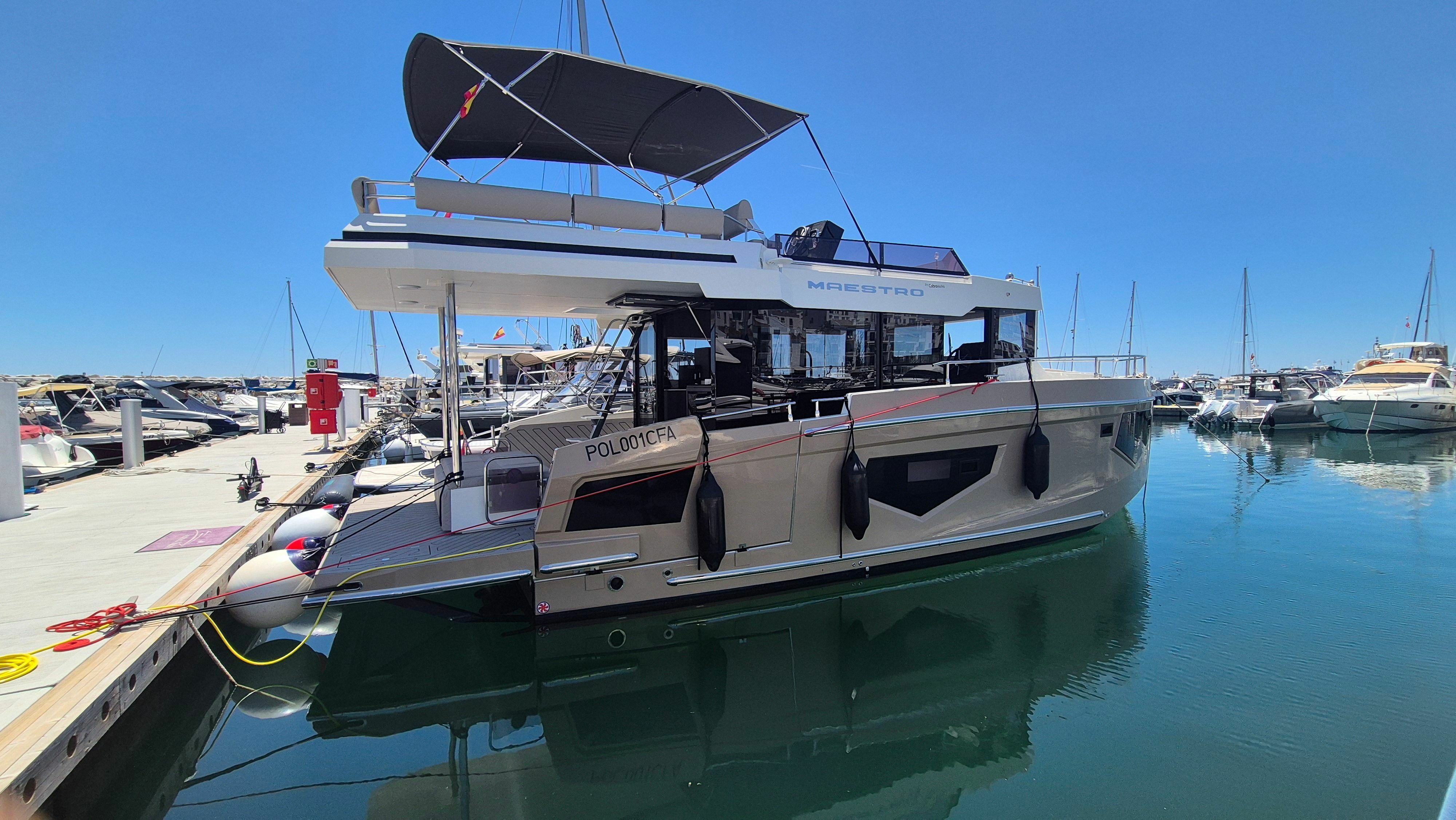 Cobra Yachts Maestro 42 | Banus Sky & Sea