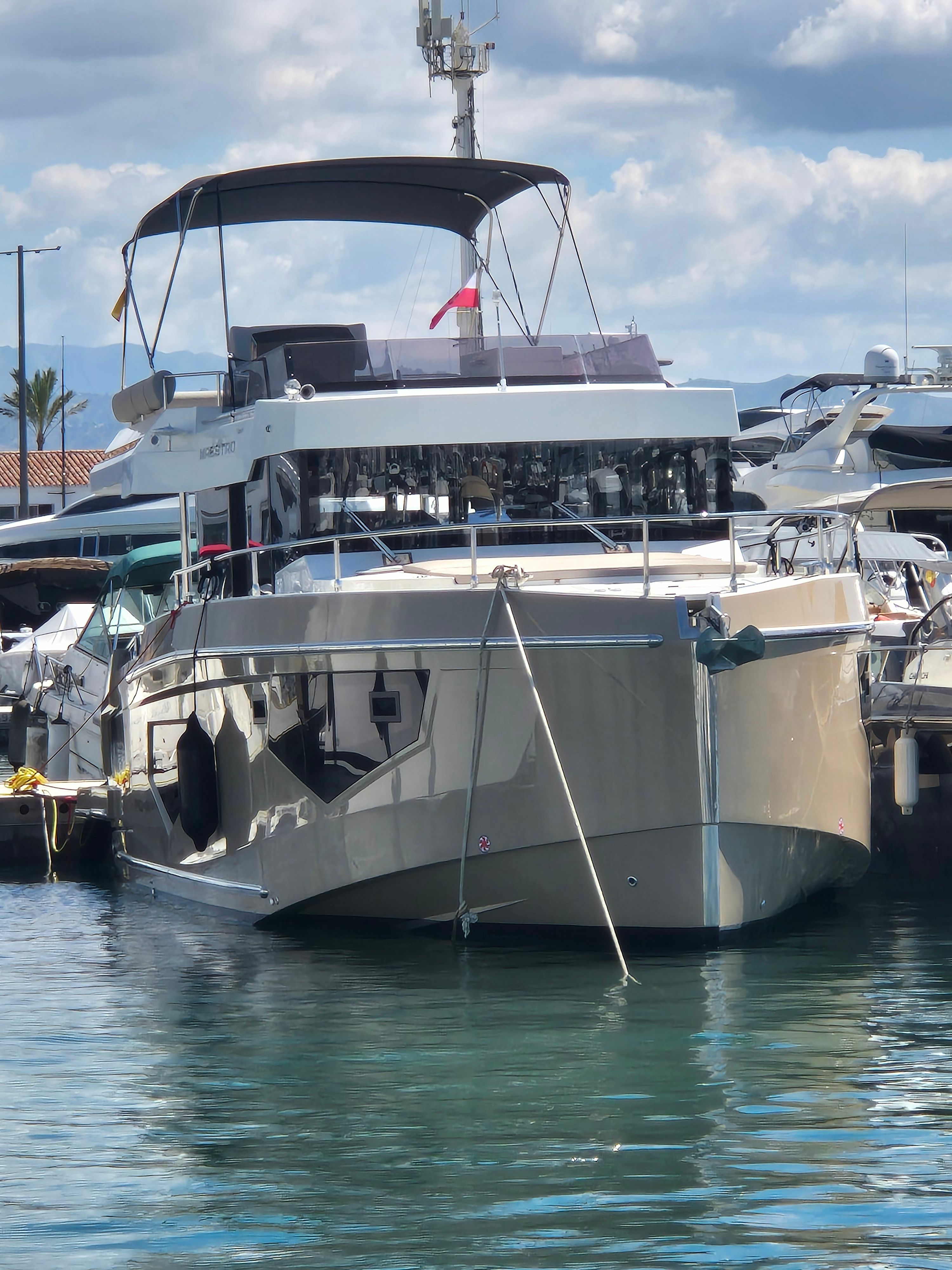 Cobra Yachts Maestro 42 | Banus Sky & Sea