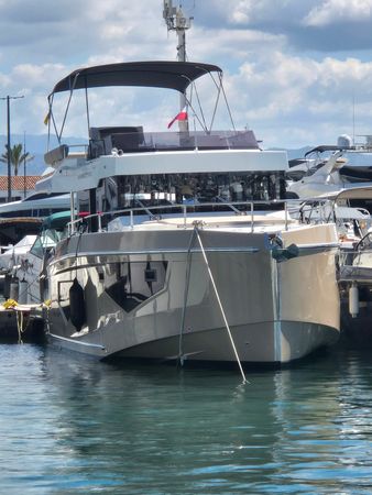 Cobra Yachts Maestro 42 | Banus Sky & Sea