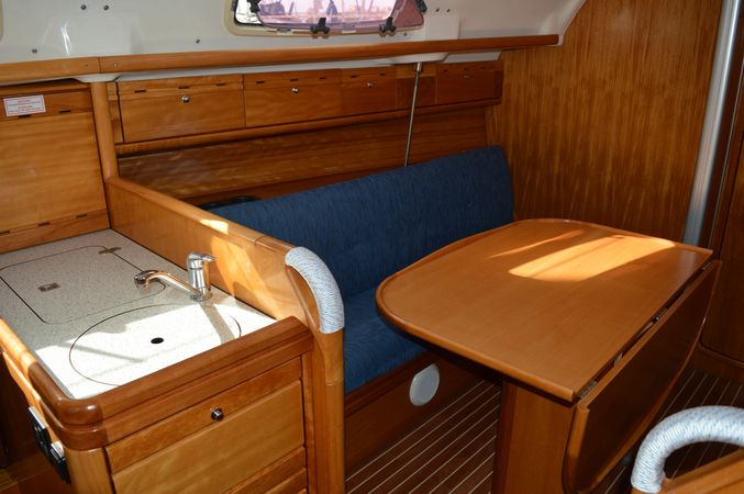 Bavaria 30 | Caernarfon