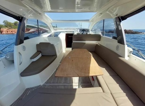 Jeanneau Leader 10 | Peace and Freedom