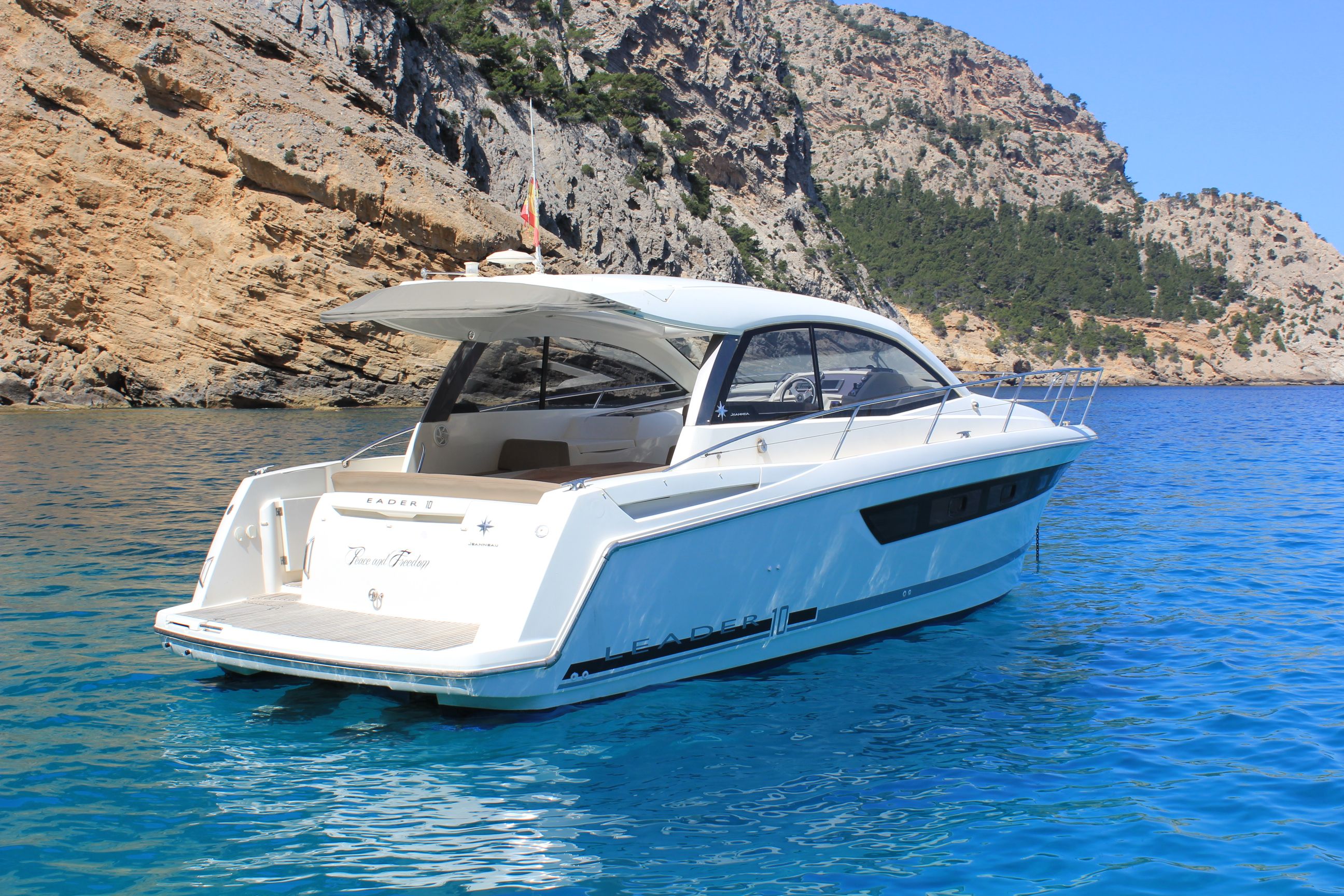 Jeanneau Leader 10 | Peace and Freedom