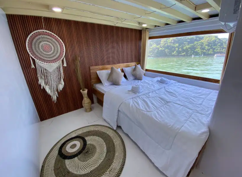 Custom Built Phinisi | Gajah Putih