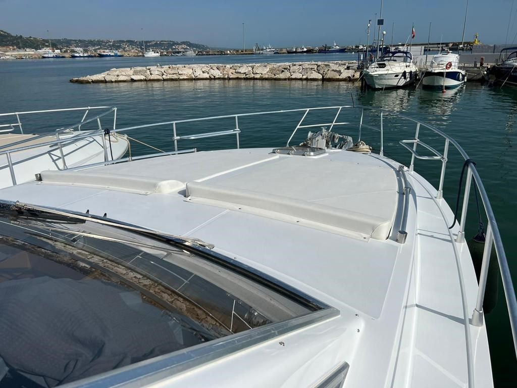 Raffaelli Storm 47S | Vit Mary 1