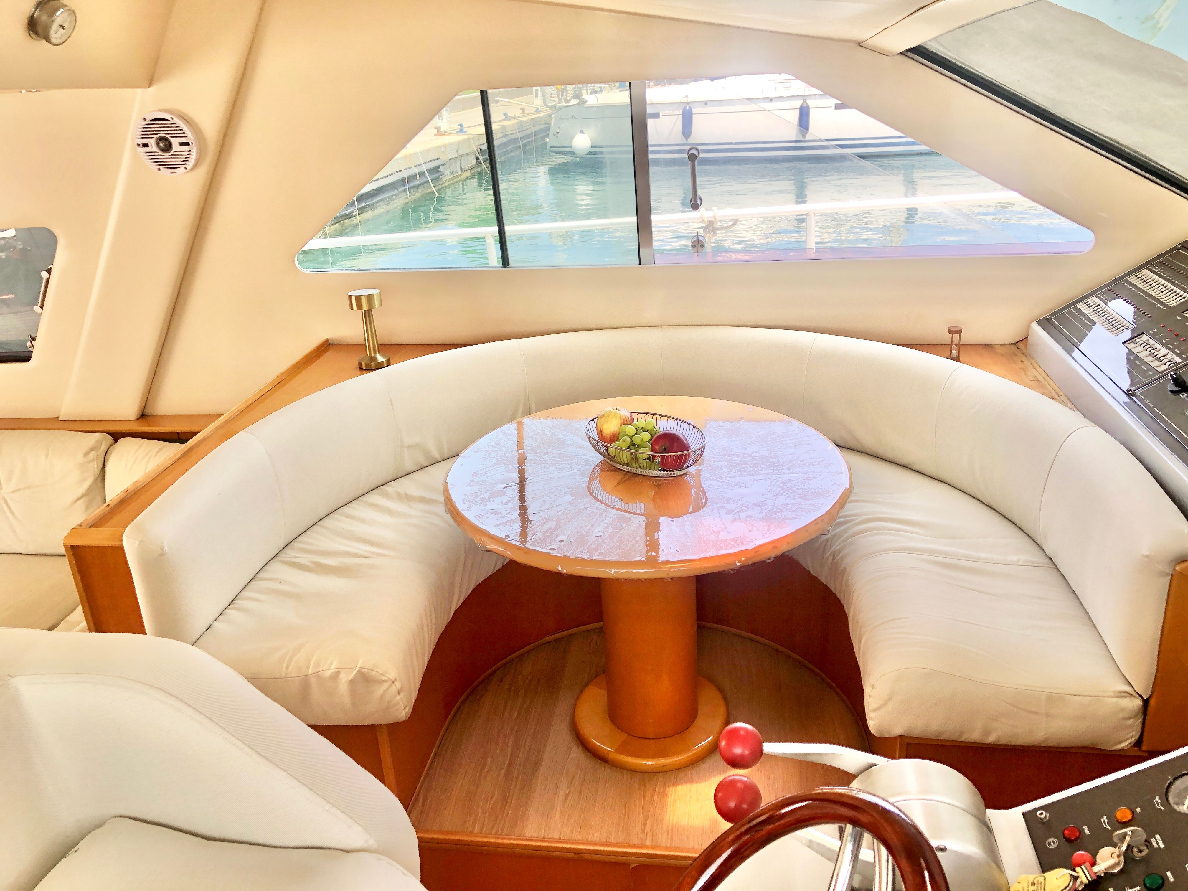 Raffaelli Storm 47S | Vit Mary 1