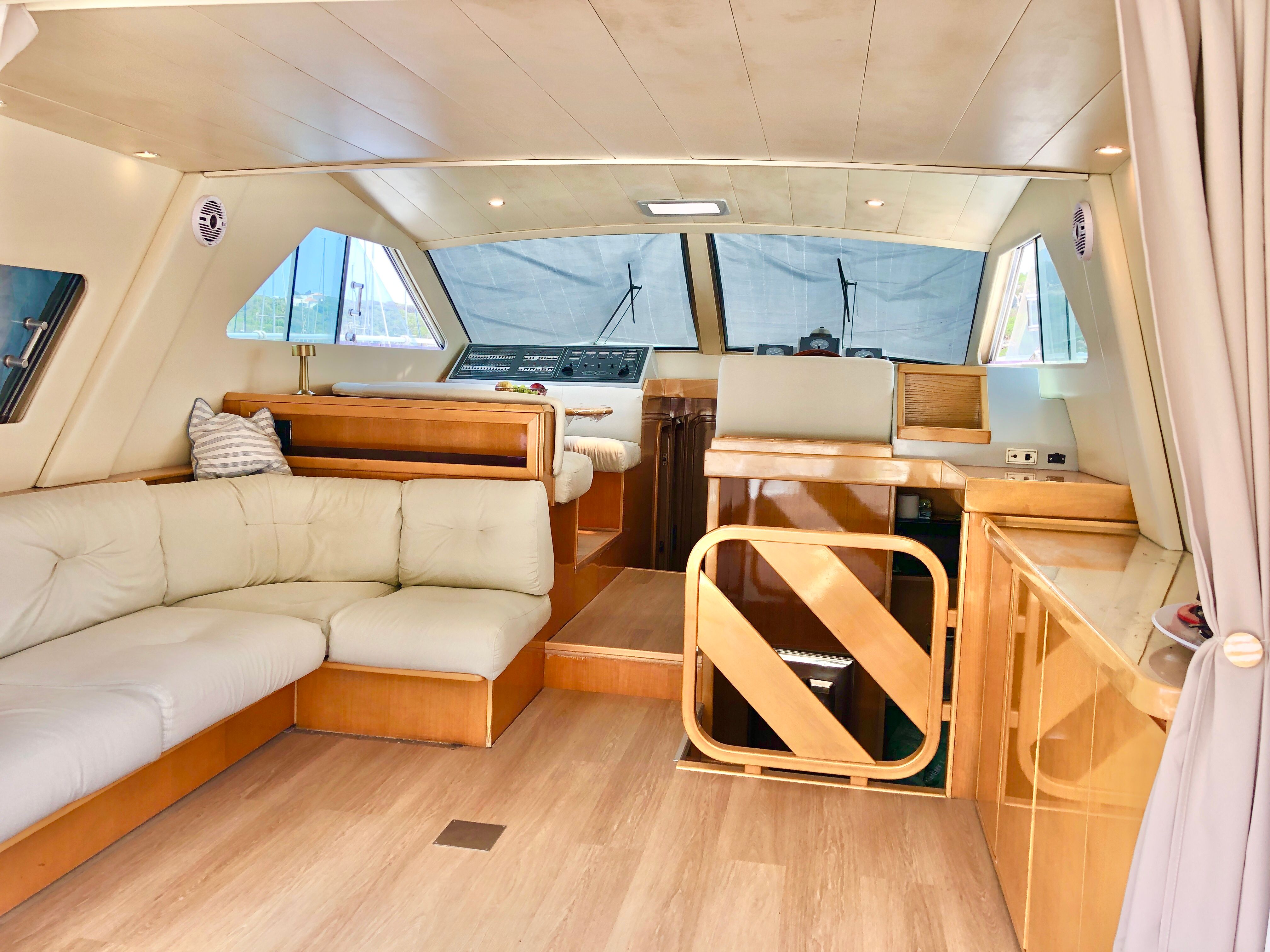 Raffaelli Storm 47S | Vit Mary 1