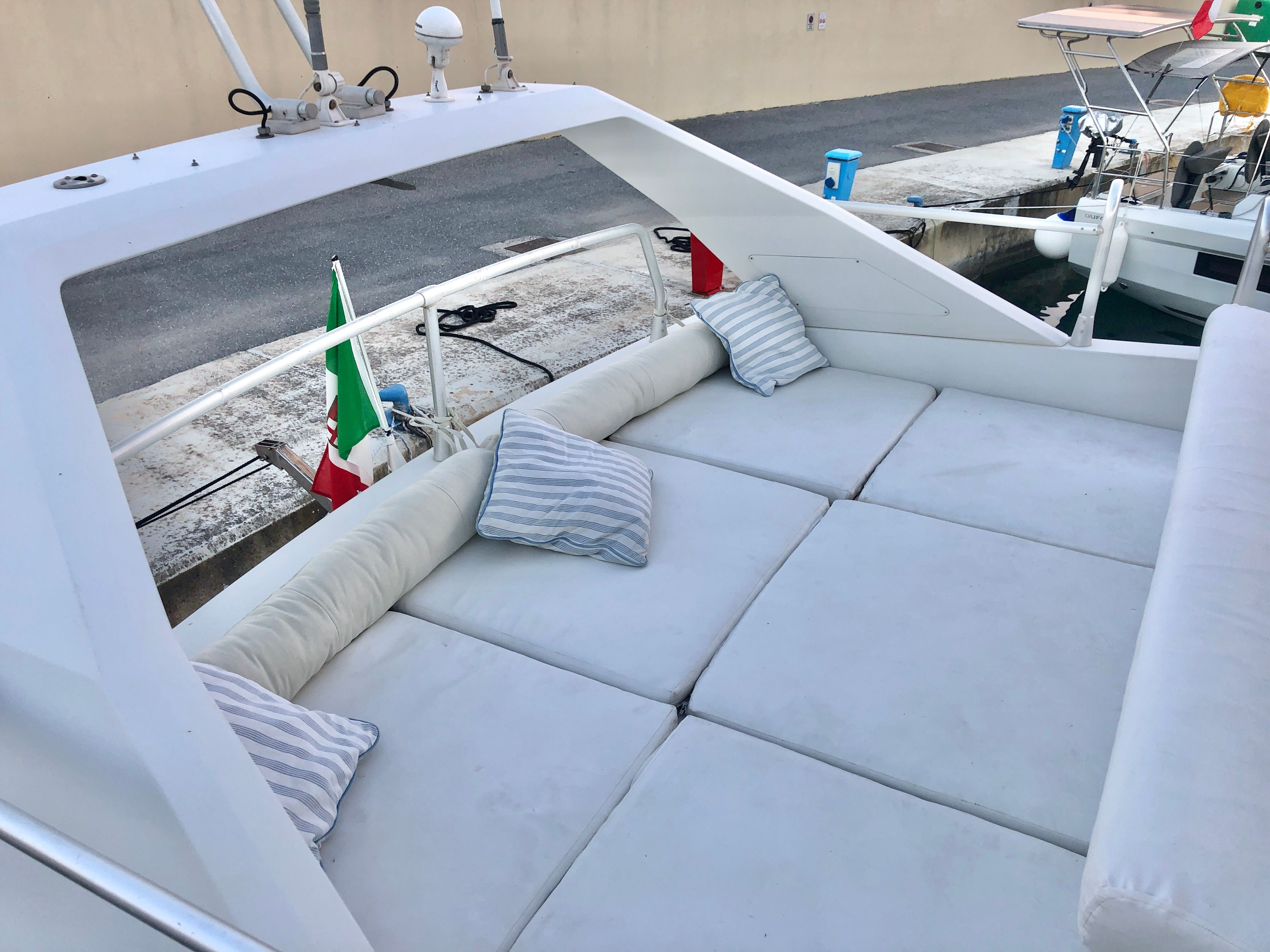 Raffaelli Storm 47S | Vit Mary 1