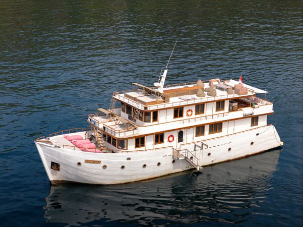 Custom Built Phinisi | Le Costa