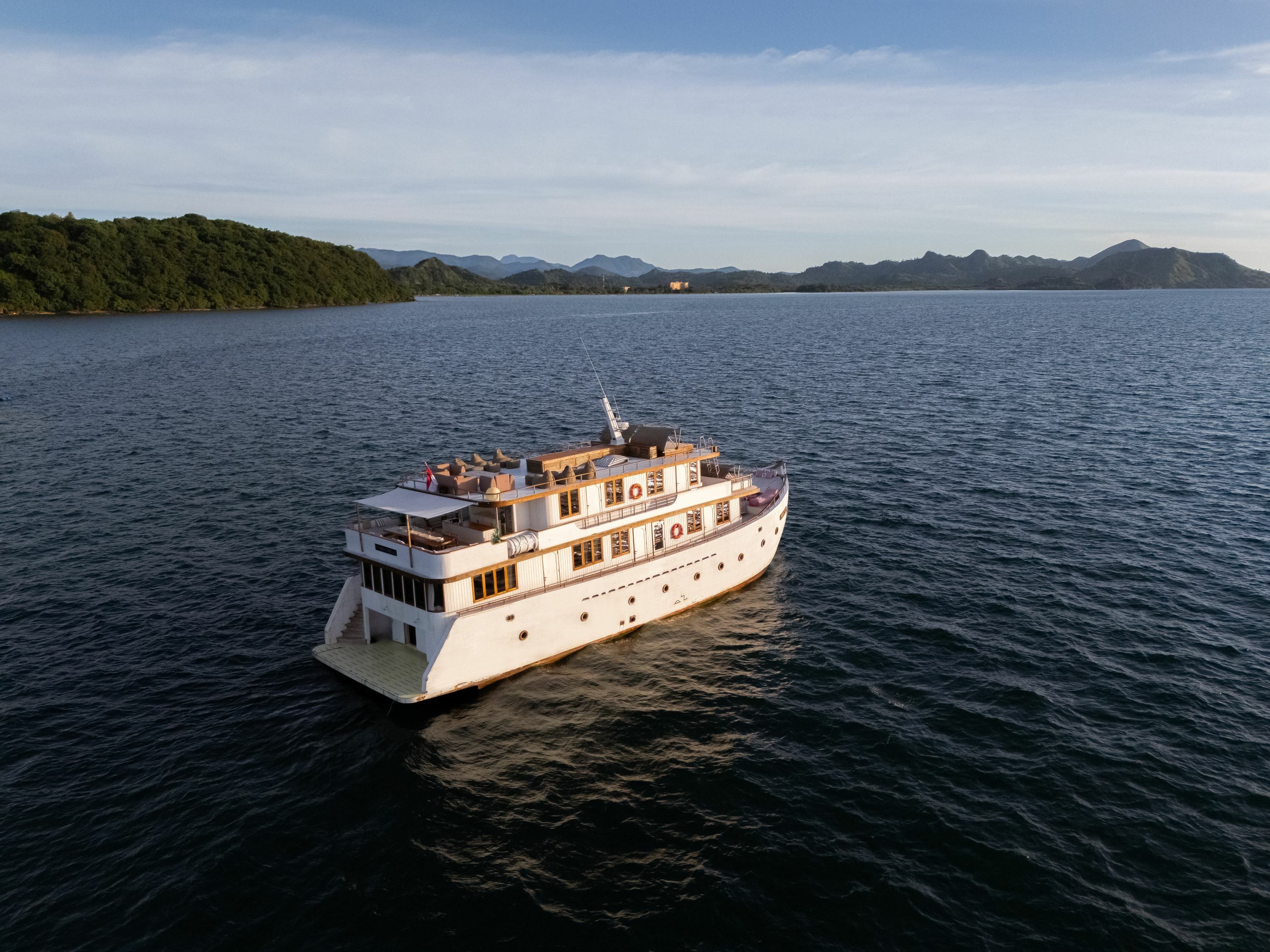 Custom Built Phinisi | Le Costa