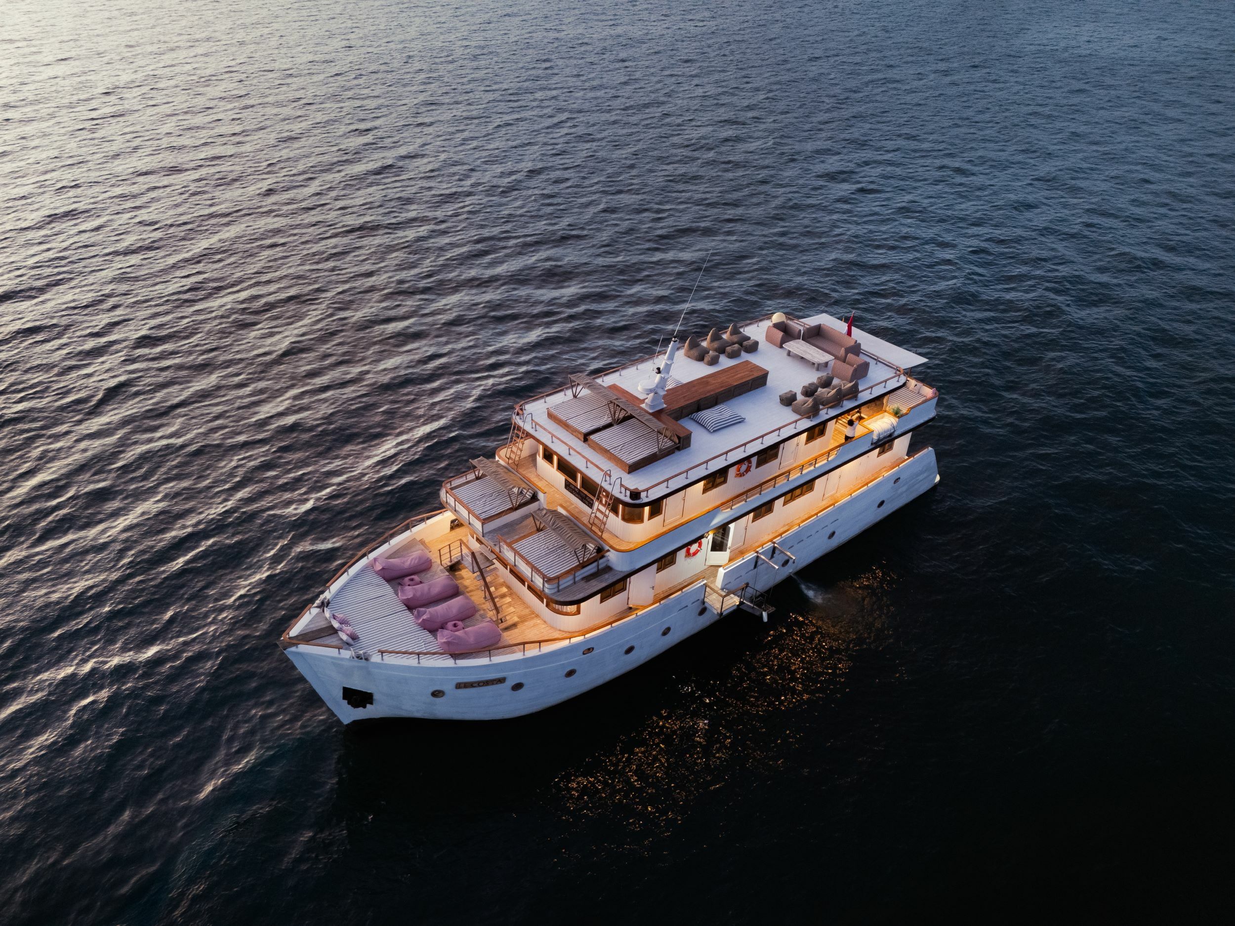 Custom Built Phinisi | Le Costa