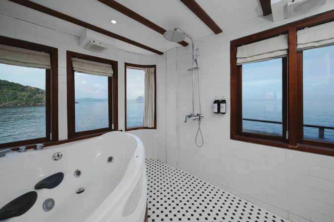 Custom Built Phinisi | Le Costa