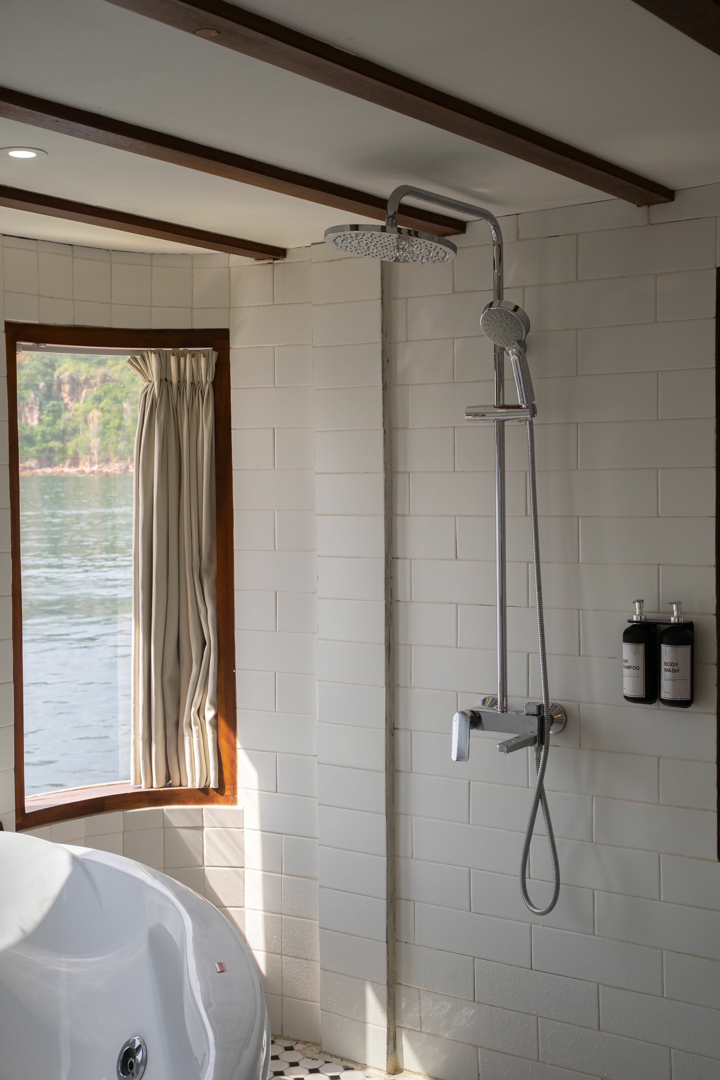 Custom Built Phinisi | Le Costa