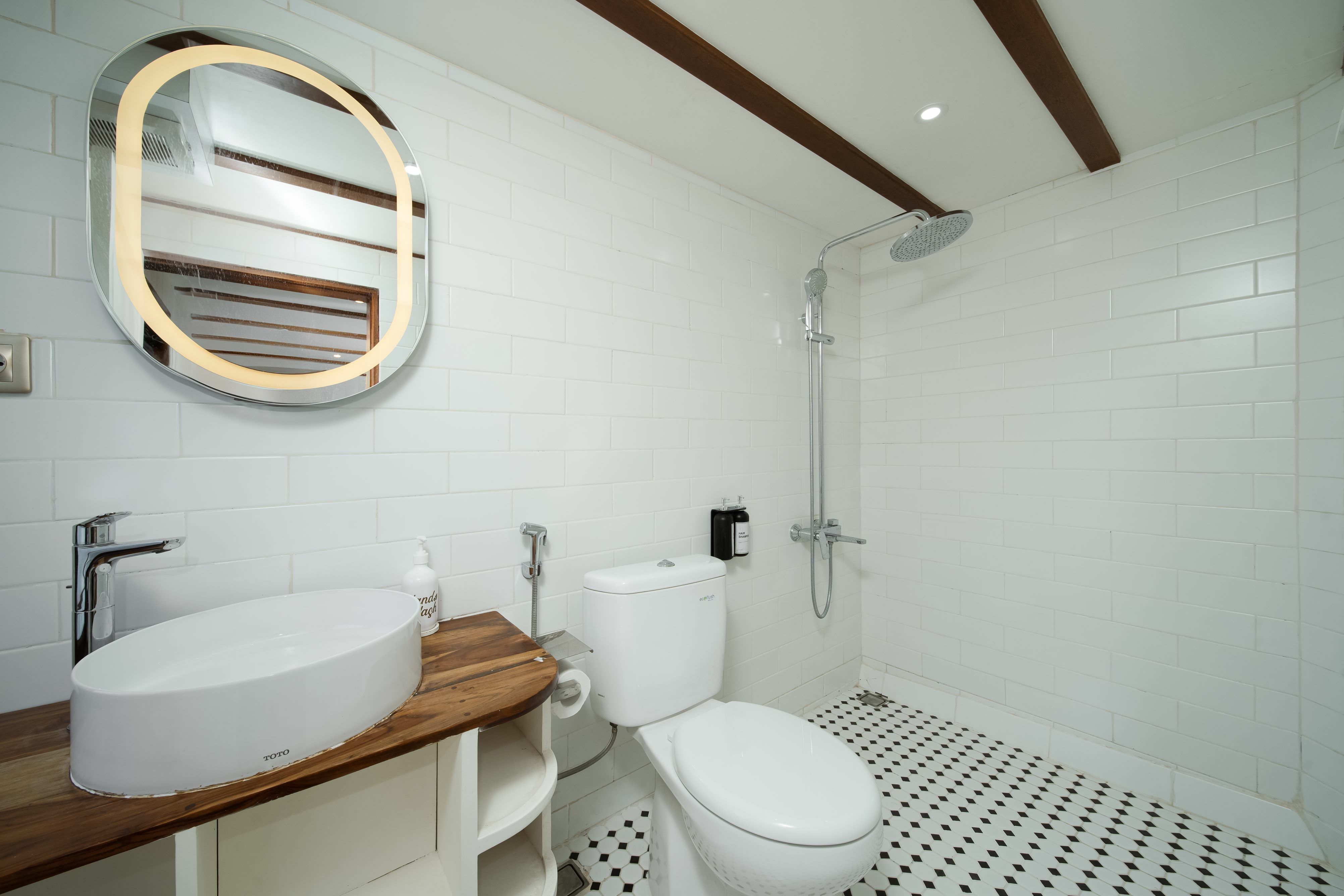 Custom Built Phinisi | Le Costa