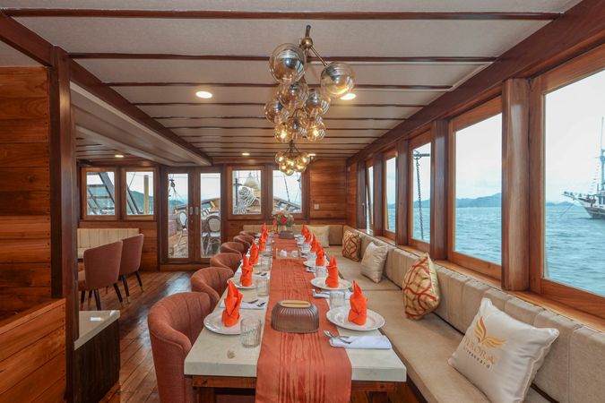 Custom Built Phinisi | Elrora