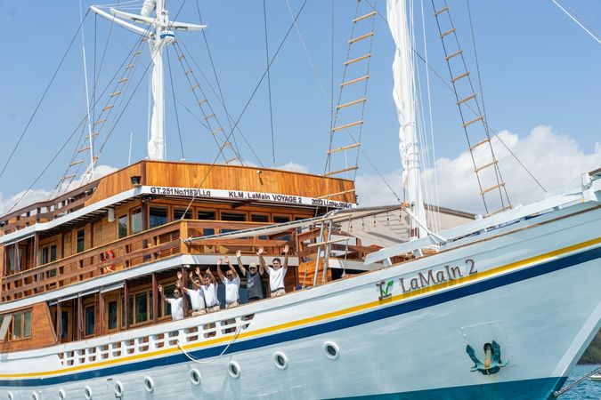 Custom Built Phinisi | La Main 2