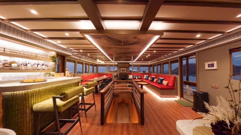 Custom Built Phinisi | La Main 2