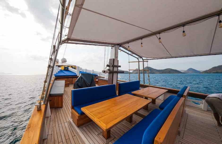 Custom Built Phinisi | La Main 2