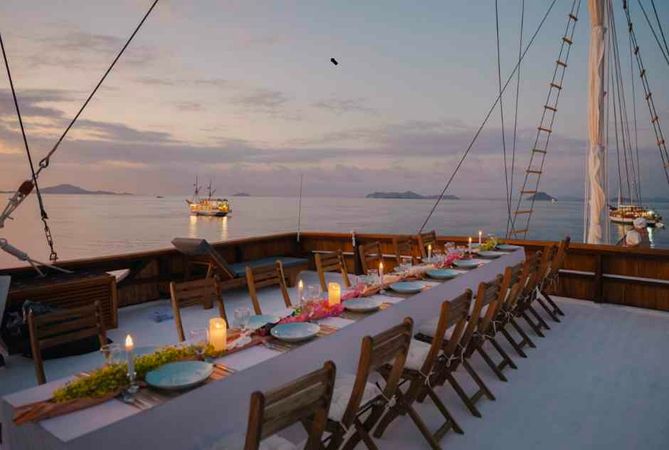 Custom Built Phinisi | La Main 2