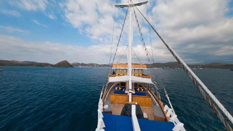 Custom Built Phinisi | La Main 2