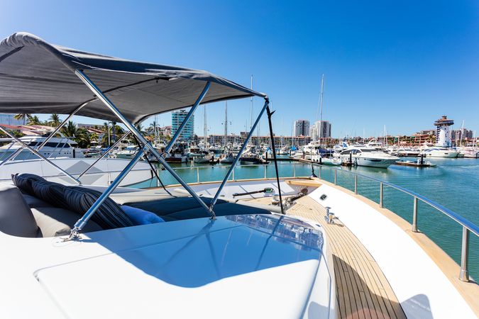 Azimut 85 F | Don Moi