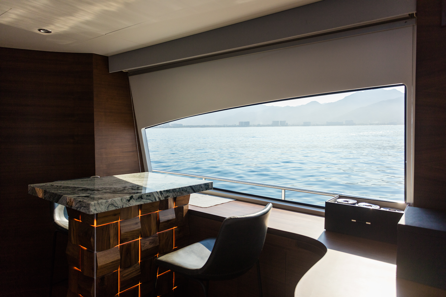 Azimut 85 F | Don Moi