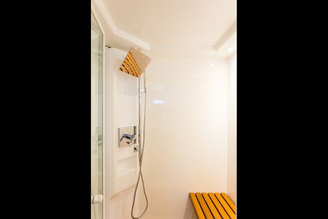 Azimut 85 F | Don Moi