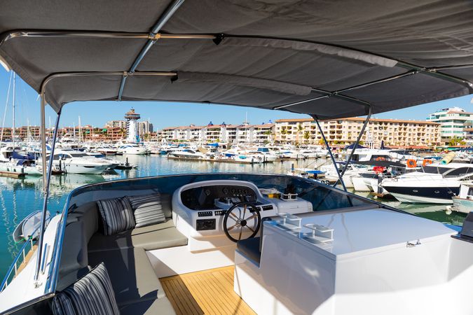 Azimut 85 F | Don Moi