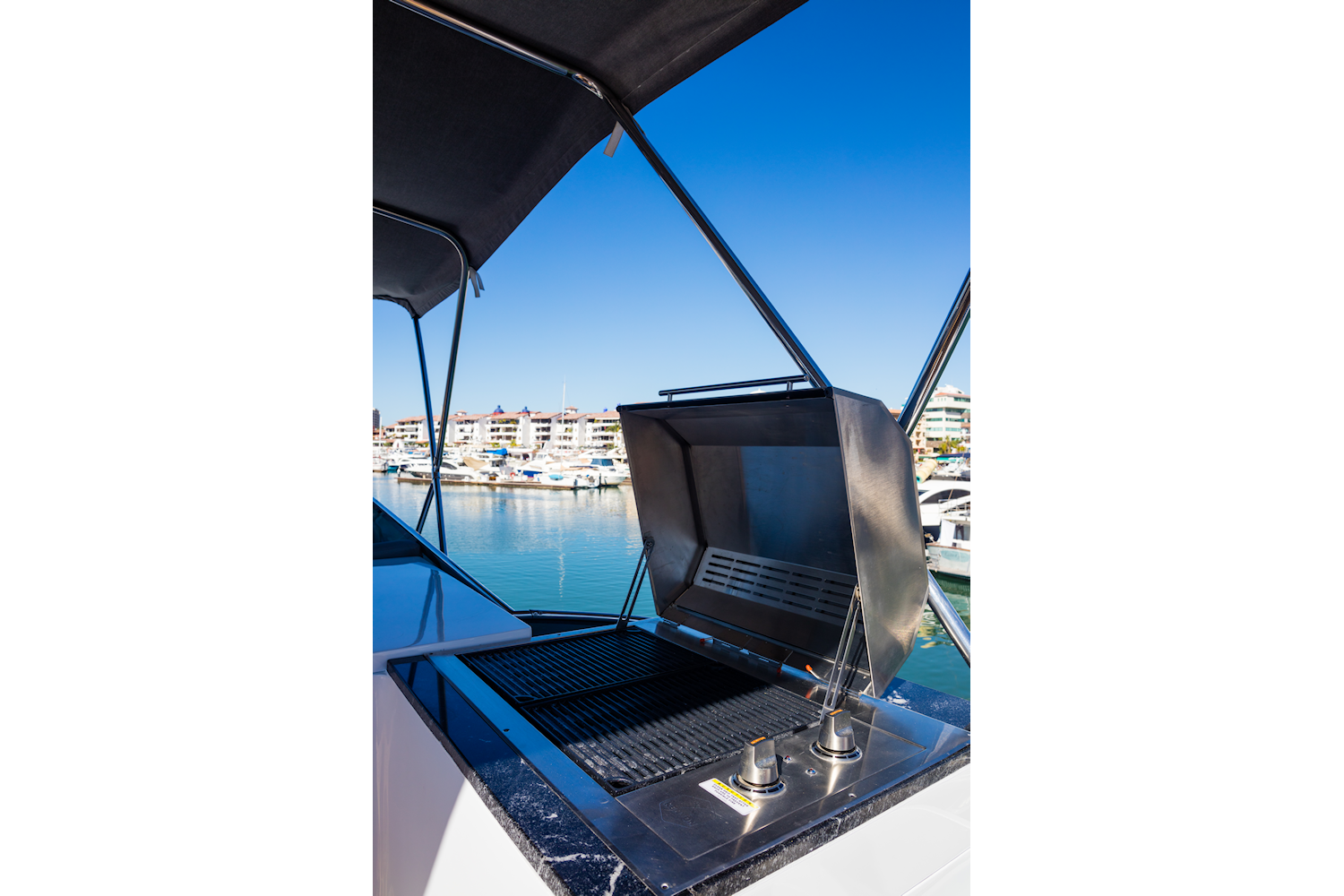 Azimut 85 F | Don Moi