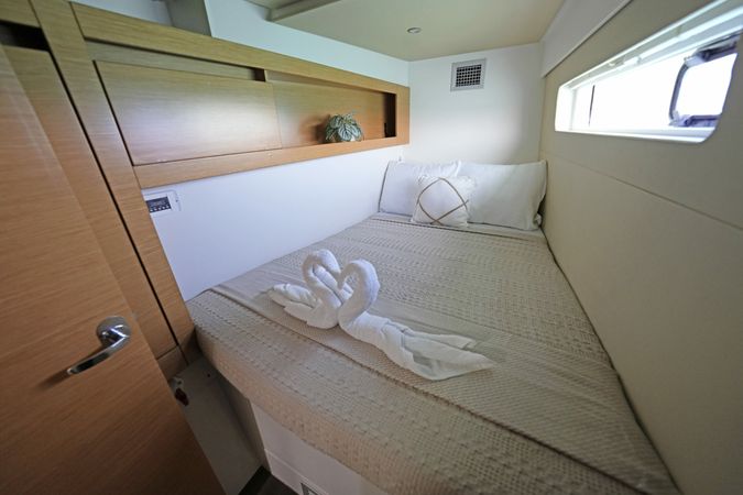 Nautitech 40 | Knot at Work