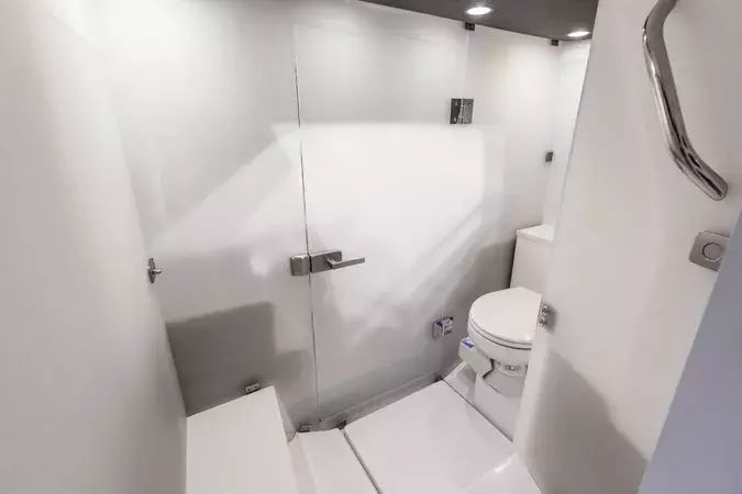 Axopar 37 Sun Top | Alinoa