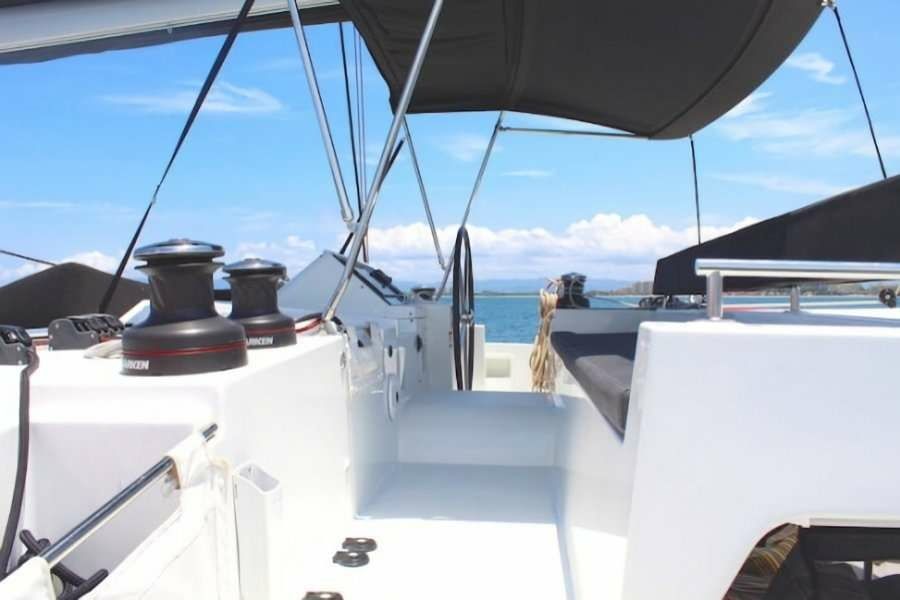 Lagoon 450 F | Catatonic