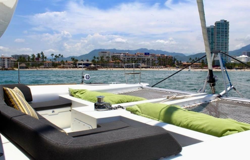 Lagoon 450 F | Catatonic