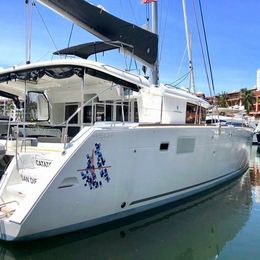 Lagoon 450 F | Catatonic