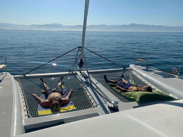 Lagoon 450 F | Catatonic