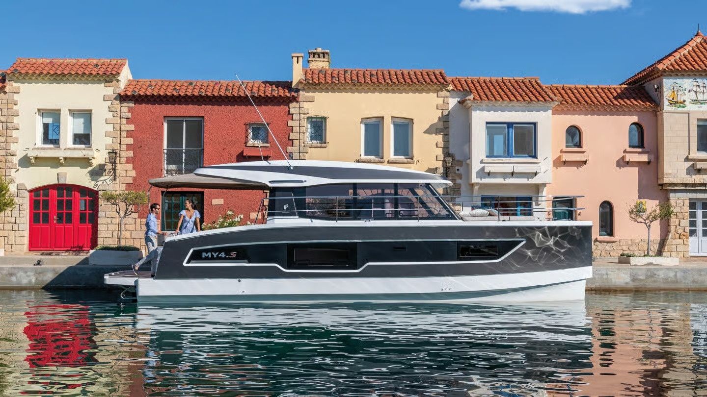 Fountaine Pajot MY 4.S | Blue Champagne