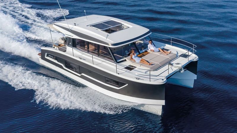 Fountaine Pajot MY 4.S | Blue Champagne