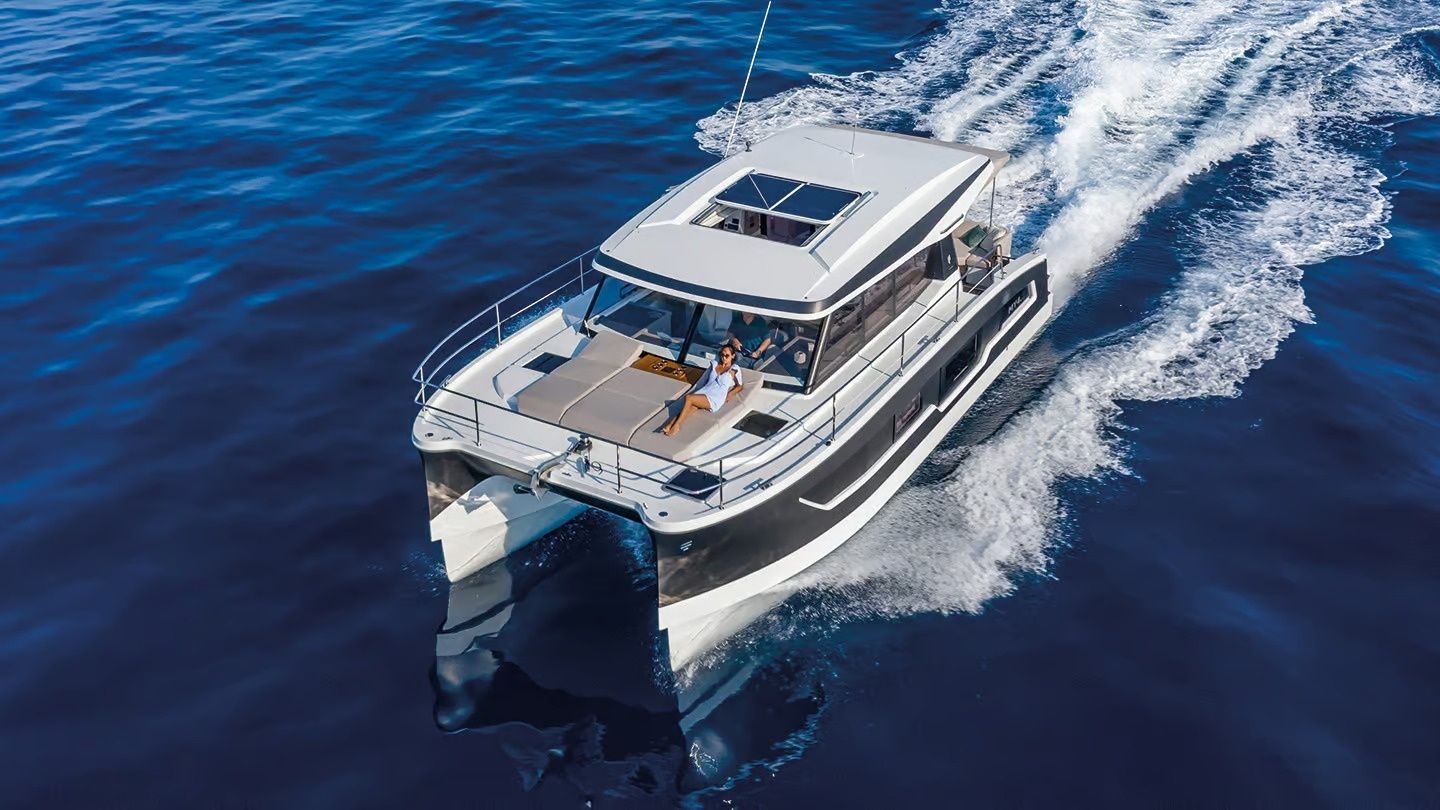 Fountaine Pajot MY 4.S | Blue Champagne